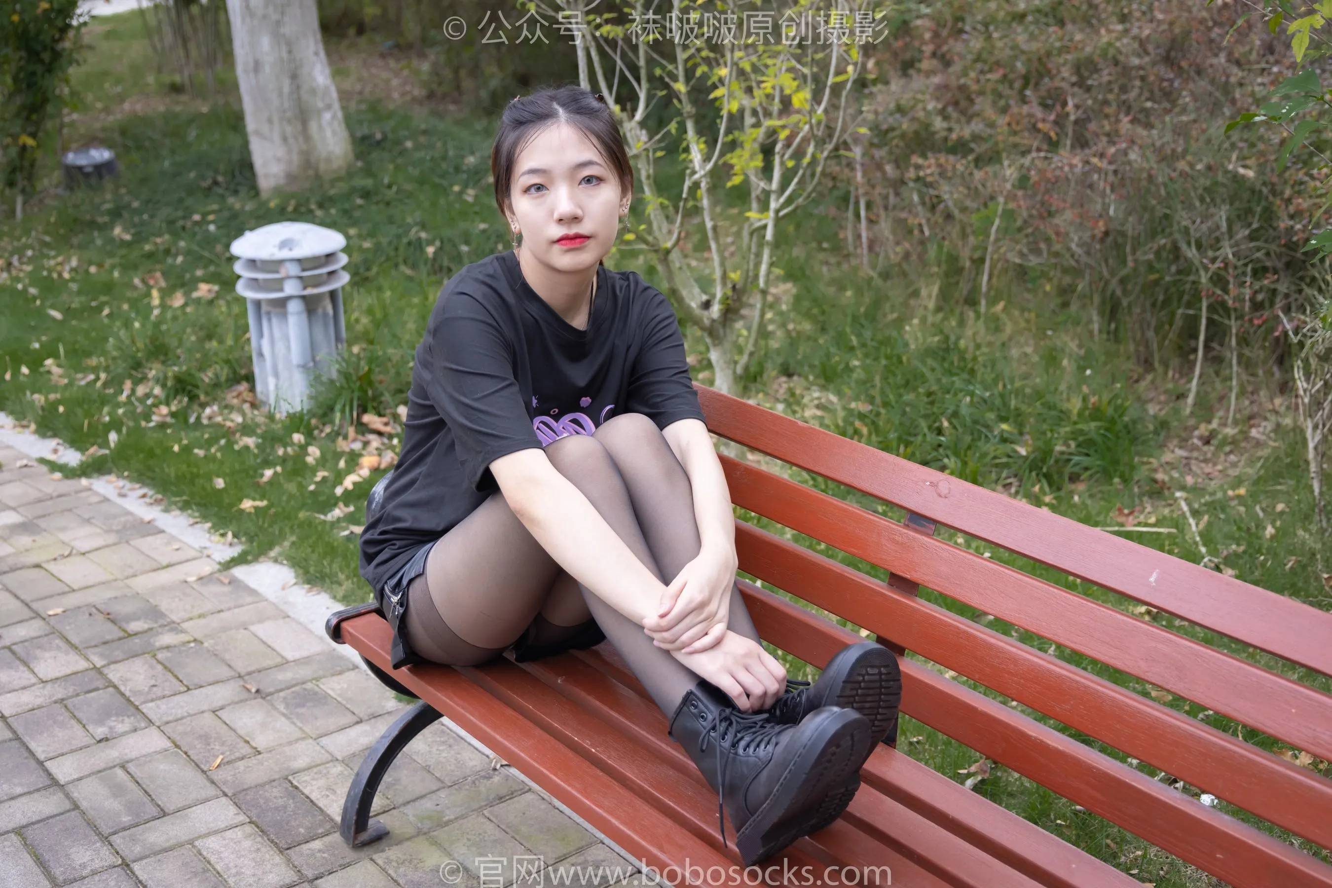 [BoBoSocks袜啵啵]NO.221 小甜豆-马丁靴、黑丝 [83P]插图3
